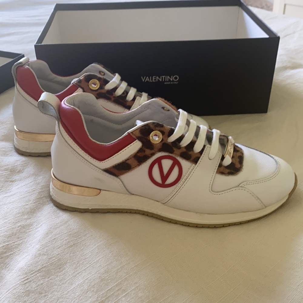 NEW Valentino sneakers!